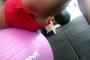 gina gerson exercising at gym in webcam session