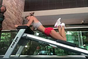gina gerson exercising at gym in webcam session
