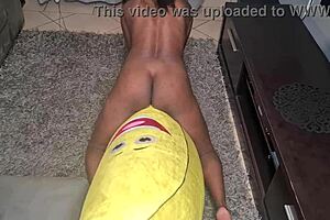 Here there is a head DINNR [frontal shot of a slut eating a banana and masturbating]