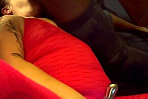 milf kelly patrick pawg tries first bbc, gets fisted till she squirts 😍