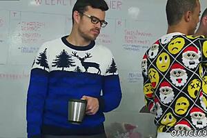 Free big ass anal gay porn cum in me a very homosexual holiday special