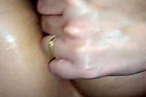 essa é gostosa hein, vejam a portuguesa amadora detalhadamente