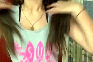 i show my sexy outfits to you