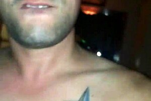 Gay Latino gives.authentication to service big cock in sultry video