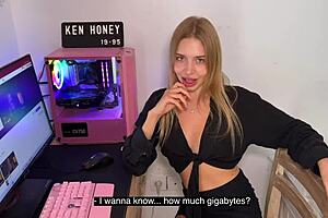 californiababe got fucked doggystyle for a discount 😏