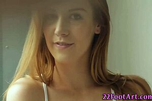 Babes Pretty Feet Cumshot