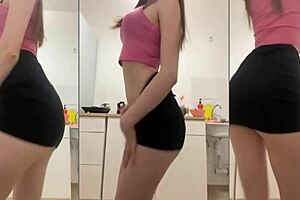 Sexy Dance Show Girl Webcam Performance