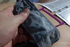 just listen to these wet pussy sounds i slapped and fingered her cameltoe and rubbed her bush and almost did an asmr in my mound