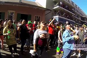 bourbon street afternoon tit flashing