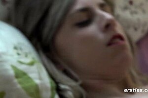 Lesbian with fair and brown hair having sex: oral cunt licking