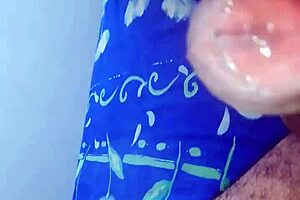 Shaved Hairless Body in Teub Scene