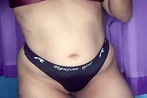 i'm a sexy latina showing off in a video call