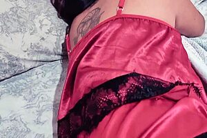 Mexican Guy Arrives Horny From Work And Wakes Me For Sex