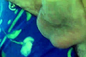 Shaved Hairless Body in Teub Scene