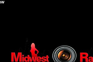 Feeling the intense pleasure as thick redbone gets fucked hard