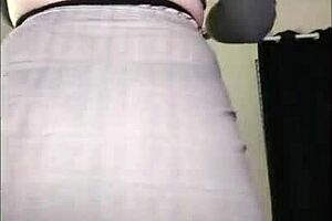 sexy fat ass shakes in fishnets for you