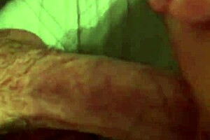 welderbabe100 taking that big cock in her tight anal 😈