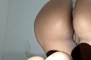 Rica Latina Moves Culo on Webcam