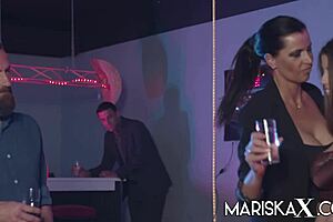 Mariskax starlet Francys Belle gets a double penetration