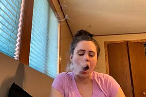 Story time of fucking girlfriend with cigarette and 3some