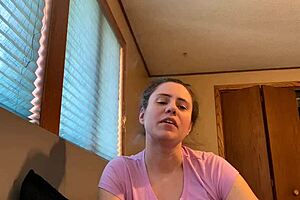 Story time of fucking girlfriend with cigarette and 3some