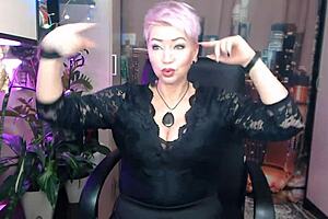 Beautiful MILF with Big Dildo in Shaved Cunt