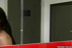 i cant stop watchin this hot shemale strip and jerk off