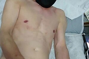 amateurs masturbate in a simple narrative of self-pleasure