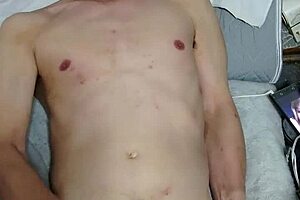 amateurs masturbate in a simple narrative of self-pleasure