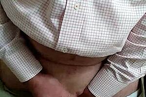 I jerrked off quikly at noon