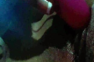 Эй, Ангги Луна, можешь сквиртнуть еще раз?