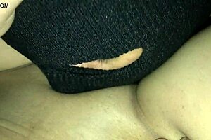 licking the stinky vagina of my teen queen