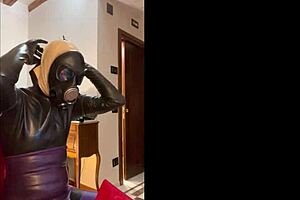 how to properly wear a tight gas mask for latex rubber fetish enthusiasts