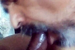 latino deepthroats black shemale's monster cock
