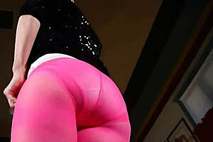 new pantyhose get her all excited 😍