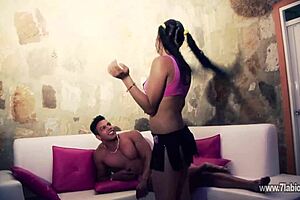 Tiny Latino in hot scene