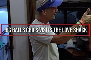 Wow, check out Chris with the biggest balls at the love shack! 😍