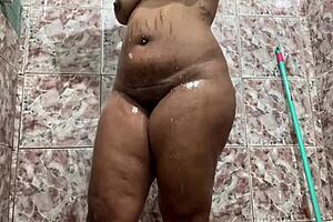 Ebony BBW Shows Big Boobs and Pussy in Shower