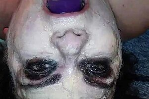 ms tl throat messed with dildo 😏