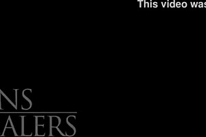 Alexa Tomas dances seductively in the boxing ring, showcasing her perfect body.