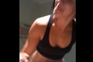 brunette sucking and swallowing cum in pov cheating?