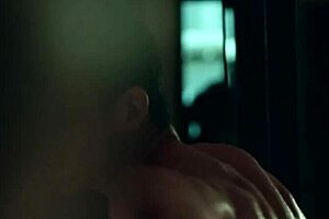 Alexa Tomas dances seductively in the boxing ring, showcasing her perfect body.