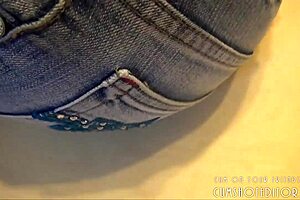 Hey cutie, wanna sit on my face in this dorm room?