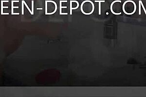 solo teen 18+ cayla masturbating in shower