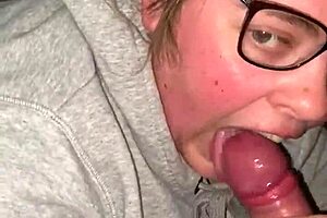 Amateur Teen Blowjob Slut Action