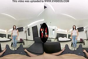 Vrlatina.com - Sexy Ass, Cute Face Babe In 5K VR
