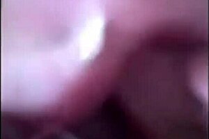 who's that bitch getting a facial? somebody knows! 😏