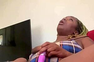 Milf almost caught masturbating her shaved pussy