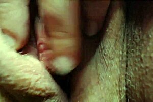 Close-Up Pussy Show Lasts Long.