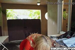 He Fucks His Stepmom Whos Stuck In The Washing Machine - Milf Porn